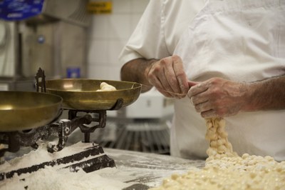 GUSTUM, productes de la terra.